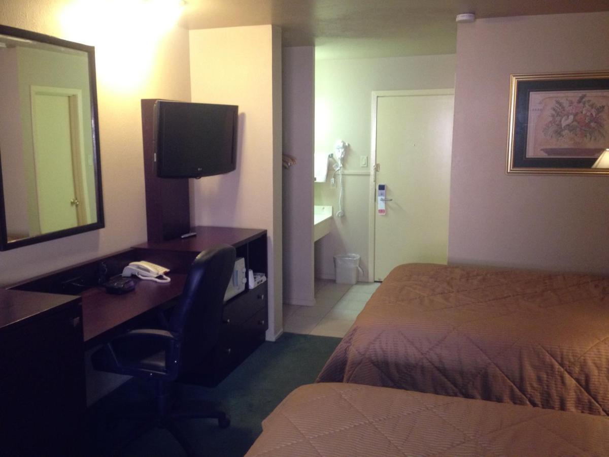Colonial Inn Monahans Tx エクステリア 写真